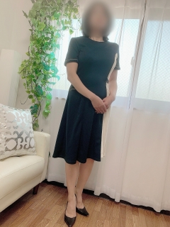 在籍女性「エステ　英子」さん