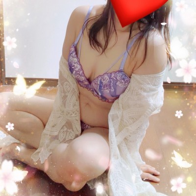 ゆうかさんの写メ日記投稿2026/04/22 08:23の記事「本日出勤します(* ᴗ͈ˬᴗ͈)”」画像