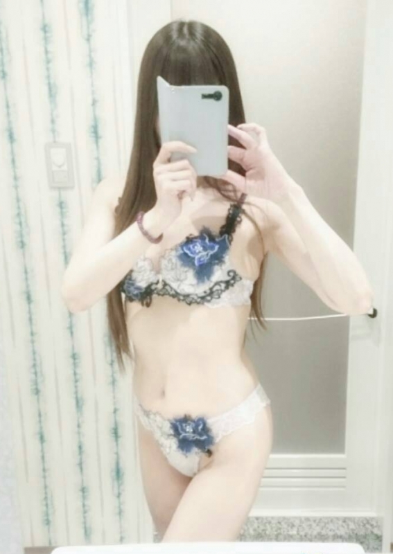 ゆりこさんの写メ日記投稿2025/05/16 12:51の記事「14時から出勤します♪」画像