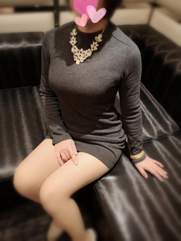 るりさんの写メ日記投稿2025/11/18 10:21の記事「おはようございます(◕ᴗ◕✿)」画像