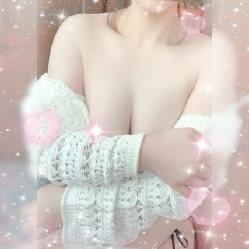 ゆうかさんの写メ日記投稿2025/12/28 10:22の記事「出勤しています☆」画像