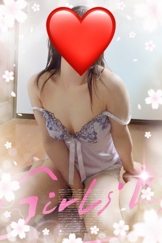 ゆうかさんの写メ日記投稿2026/03/28 08:07の記事「本日出勤です๓´˘`๓♡」画像
